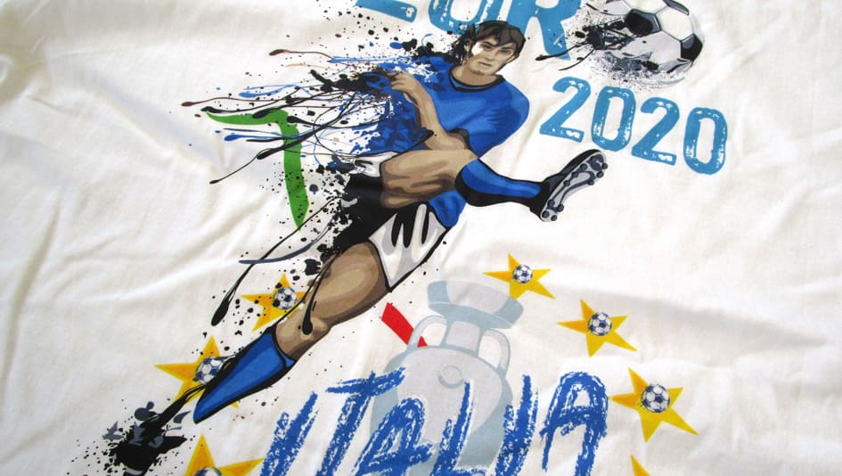 T-shirt personalizzata per celebrare la vittoria dell'Italia agli Europei di calcio 2020.
